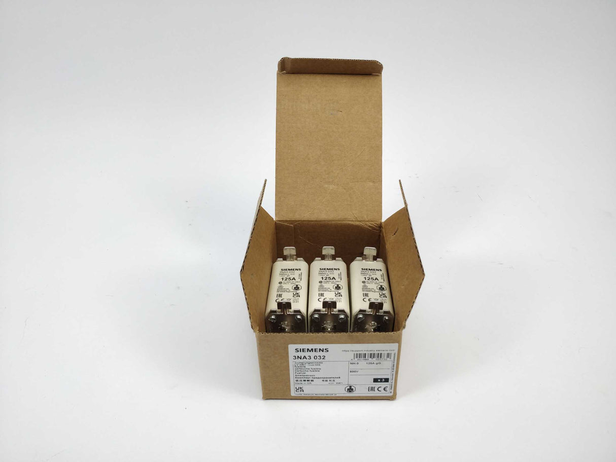 Siemens 3NA3032 LV HRC fuse element 125 A 500 V NH0 3 Pcs.