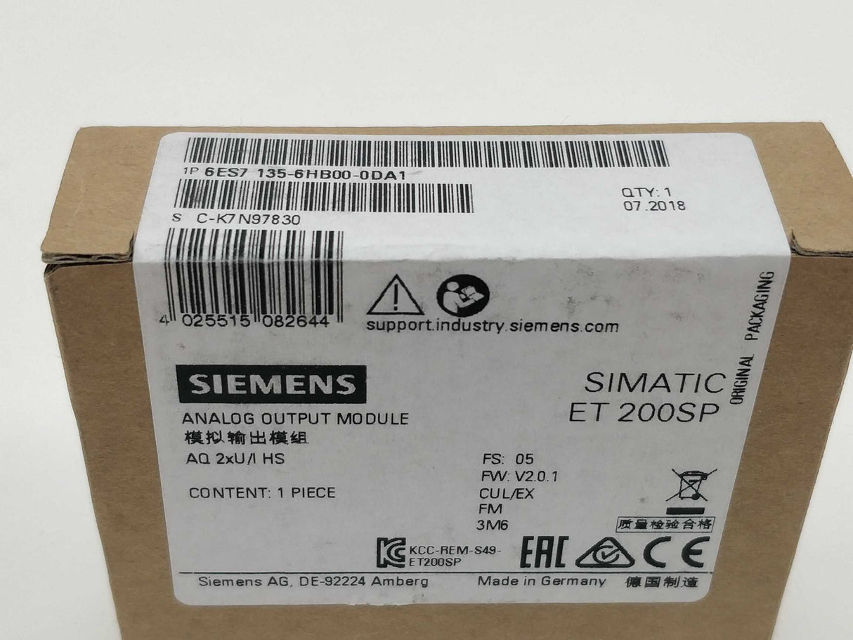 Siemens 6ES7135-6HB00-0DA1 Analog Output Module