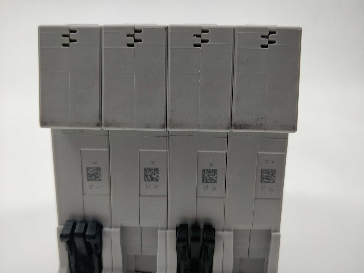 ABB 2CDS273103R0164 S203M-C16NA Miniature Circuit Breaker