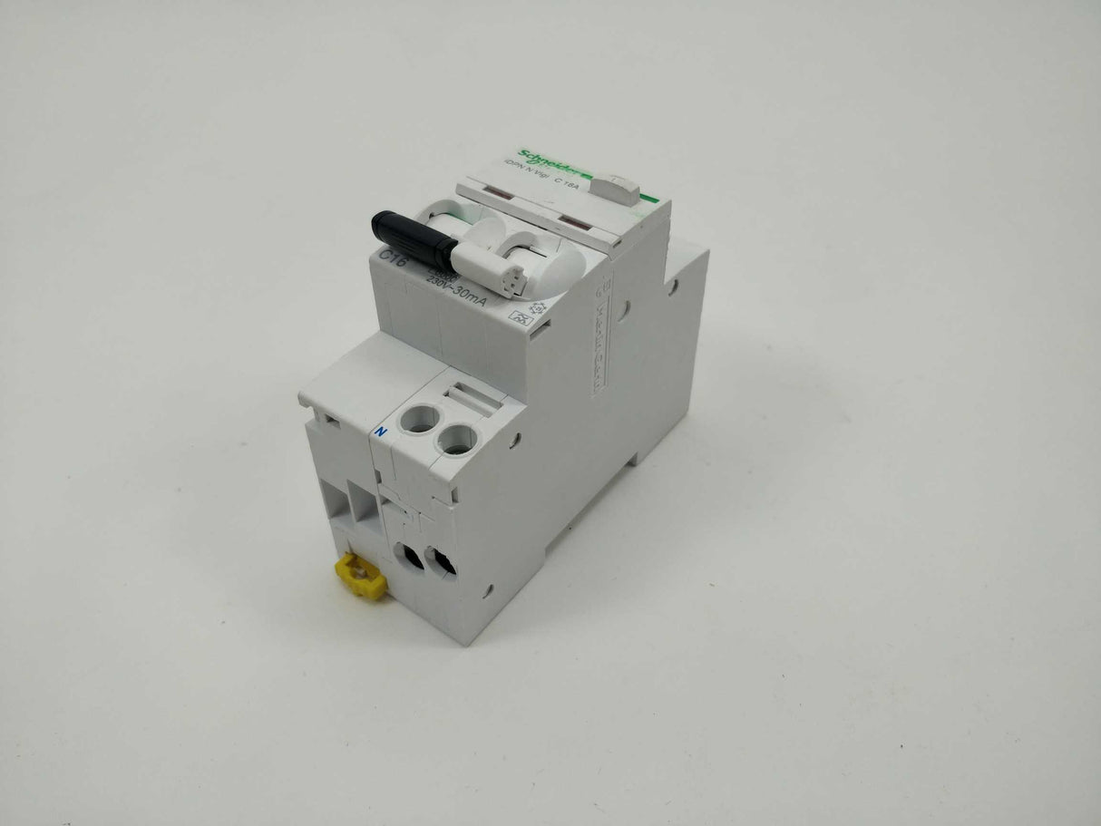 Schneider Electric A9D32616 Current breaker