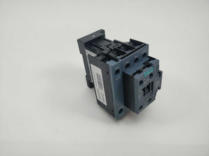 Siemens 3RT2325-1BM40 Contactor. 220VDC