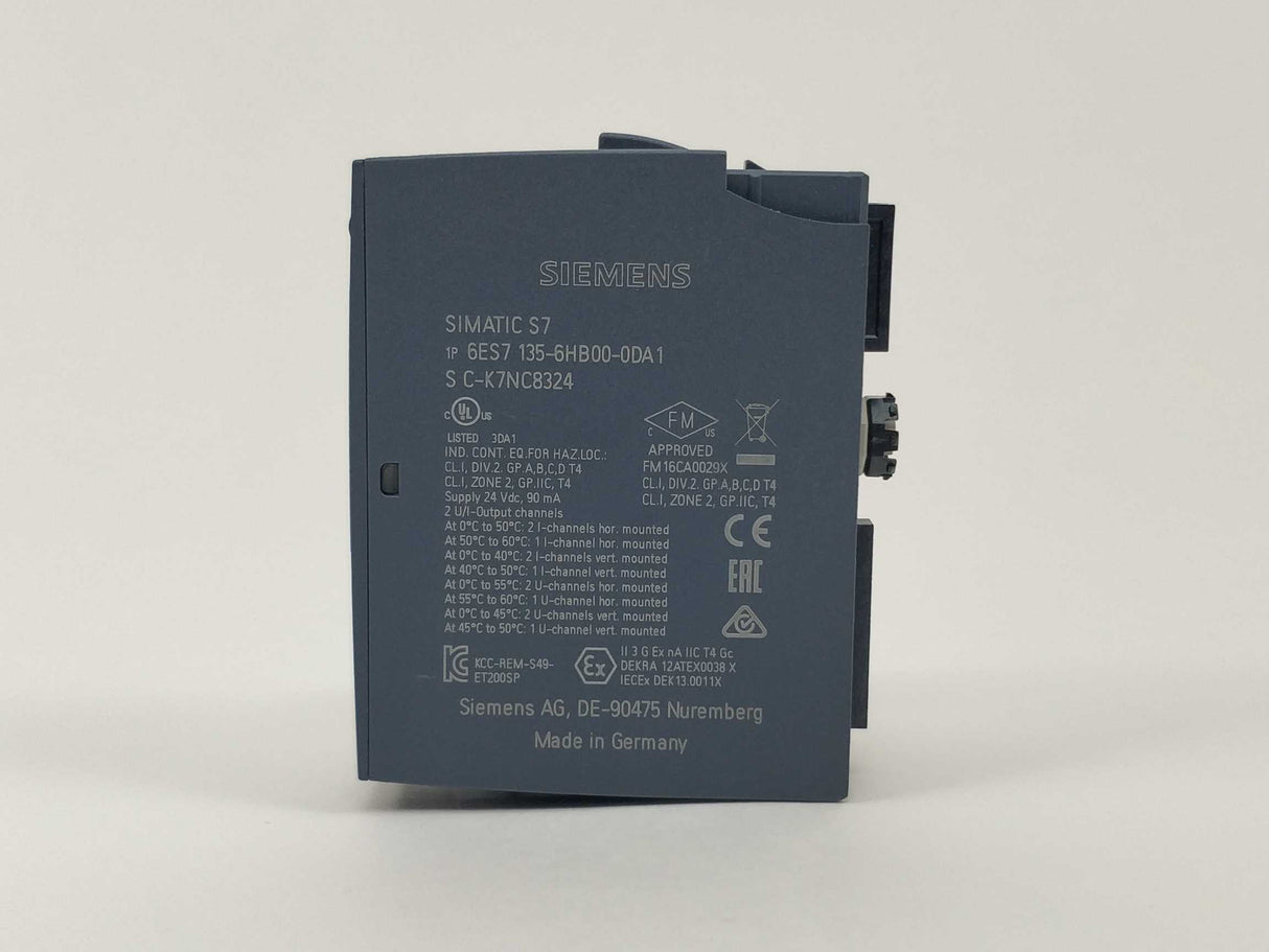 Siemens 6ES7135-6HB00-0DA1 Analog Output Module SIMATIC S7