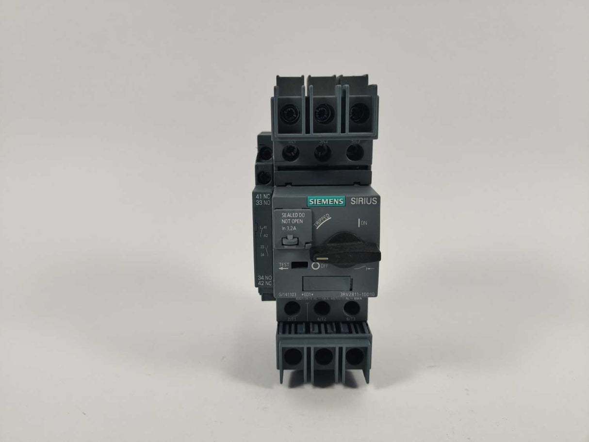 Siemens 3RV2811-1DD10 Circuit breaker 3,2A with 3RV2901-1A