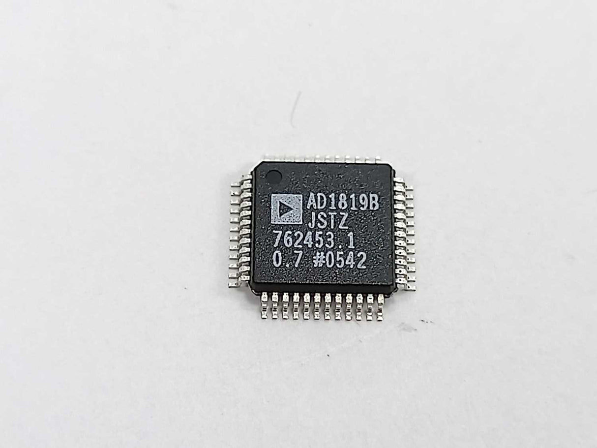 Analog Devices AD1819B JSTZ 762453.1 0,7