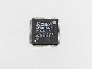 Xilinx XCS20XL VQ100AKP0033 D2053960A 4C SPARTAN