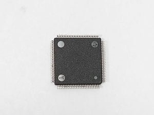 Xilinx XCS20XL VQ100AKP0033 D2053960A 4C SPARTAN