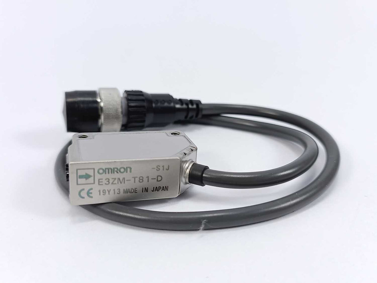 OMRON E3ZM-T81-S1J 0.3M Photoelectric Sensor