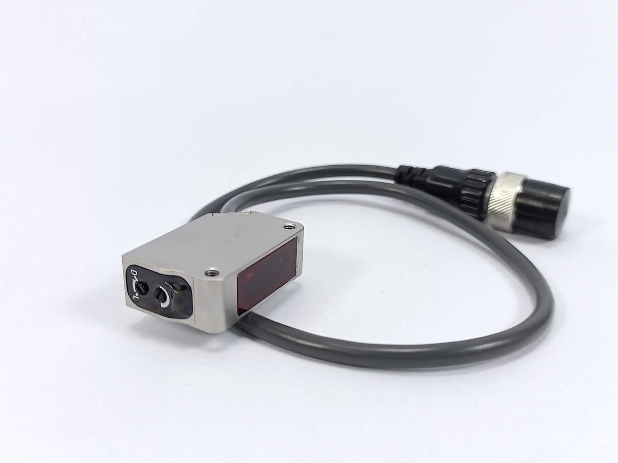 OMRON E3ZM-T81-S1J 0.3M Photoelectric Sensor