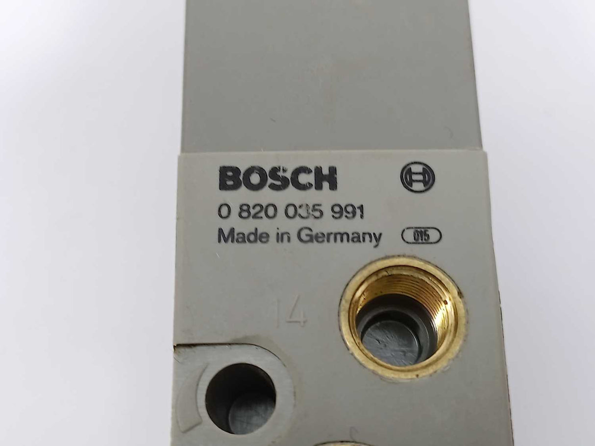 Bosch 0820035991 With 2x 1824210243