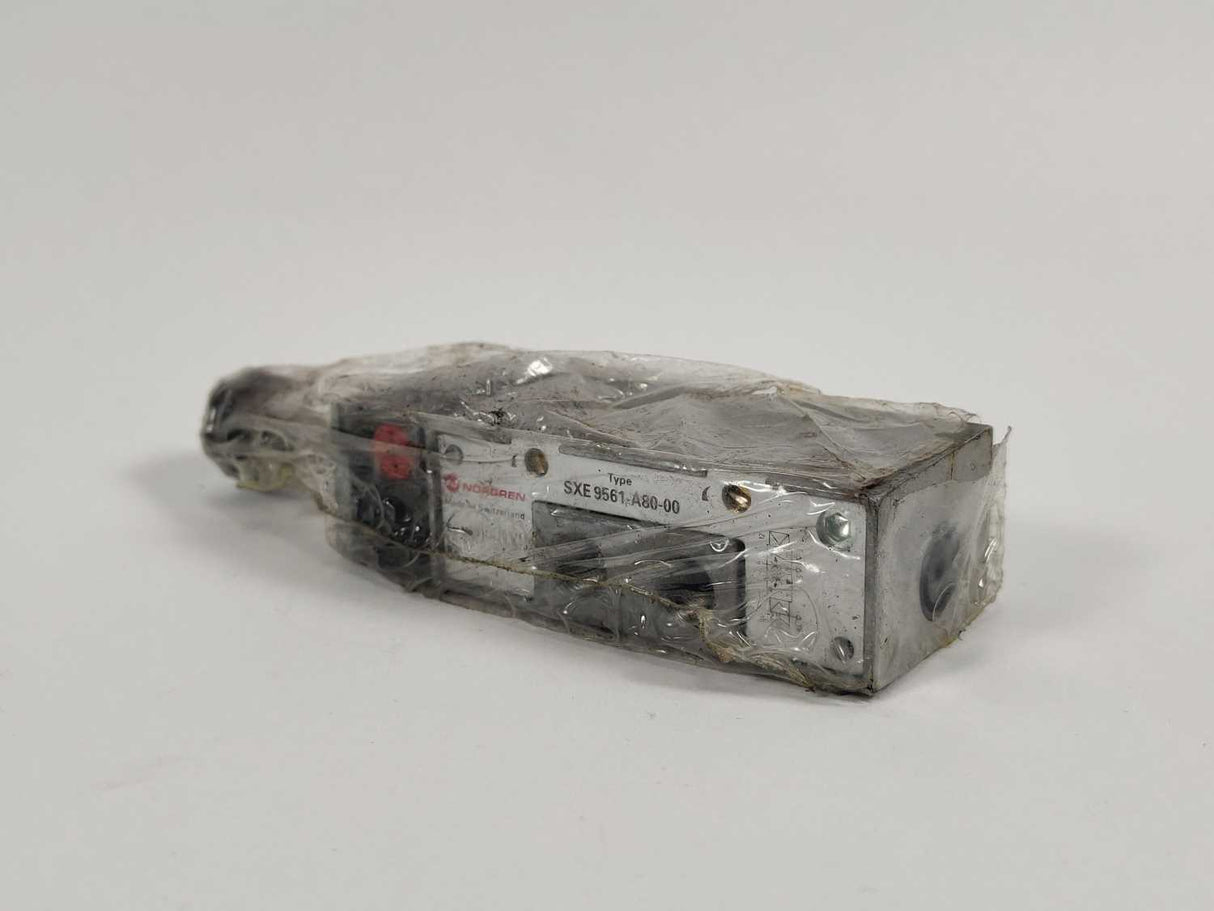 NORGREN SXE9561-A80-00 Solenoid Valve 1 to 10 bar 220/240 VAC