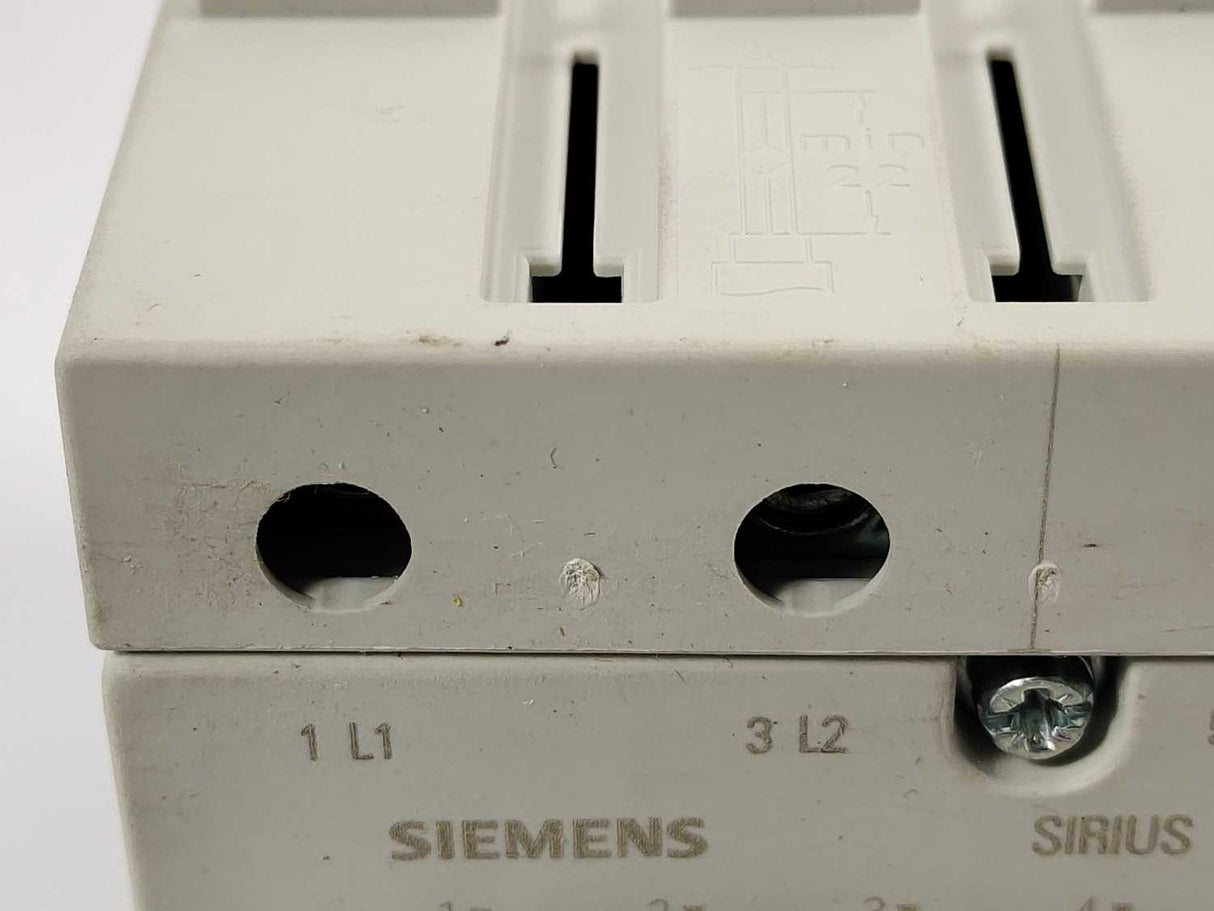 Siemens 3RT1044-1BB44 Power Contactor with 3RH1921-1HA22