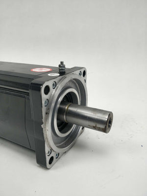 Schneider Electric SH100/30100/2/1/00/00/00/01/00 SERVO MOTOR